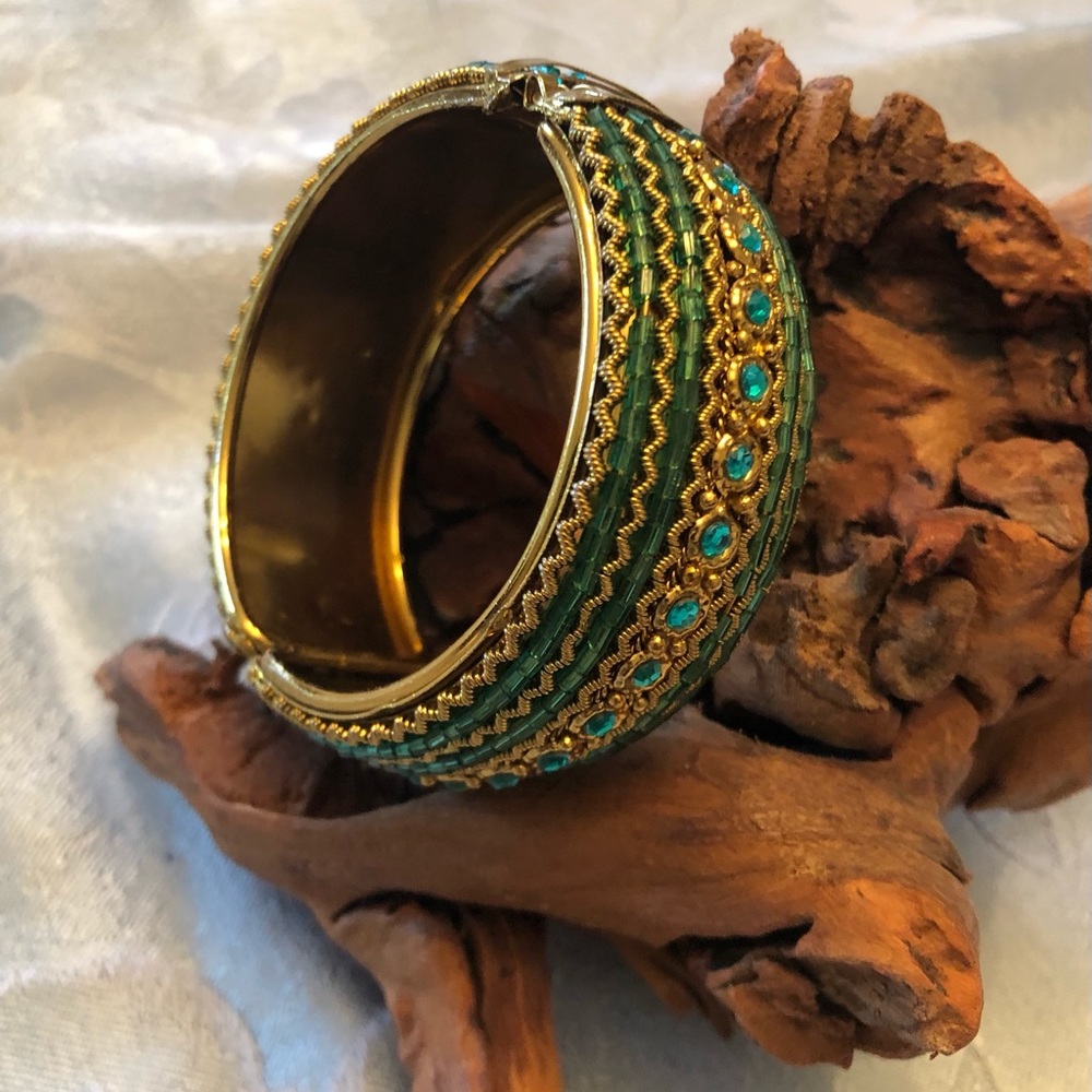 Cuff bracelet